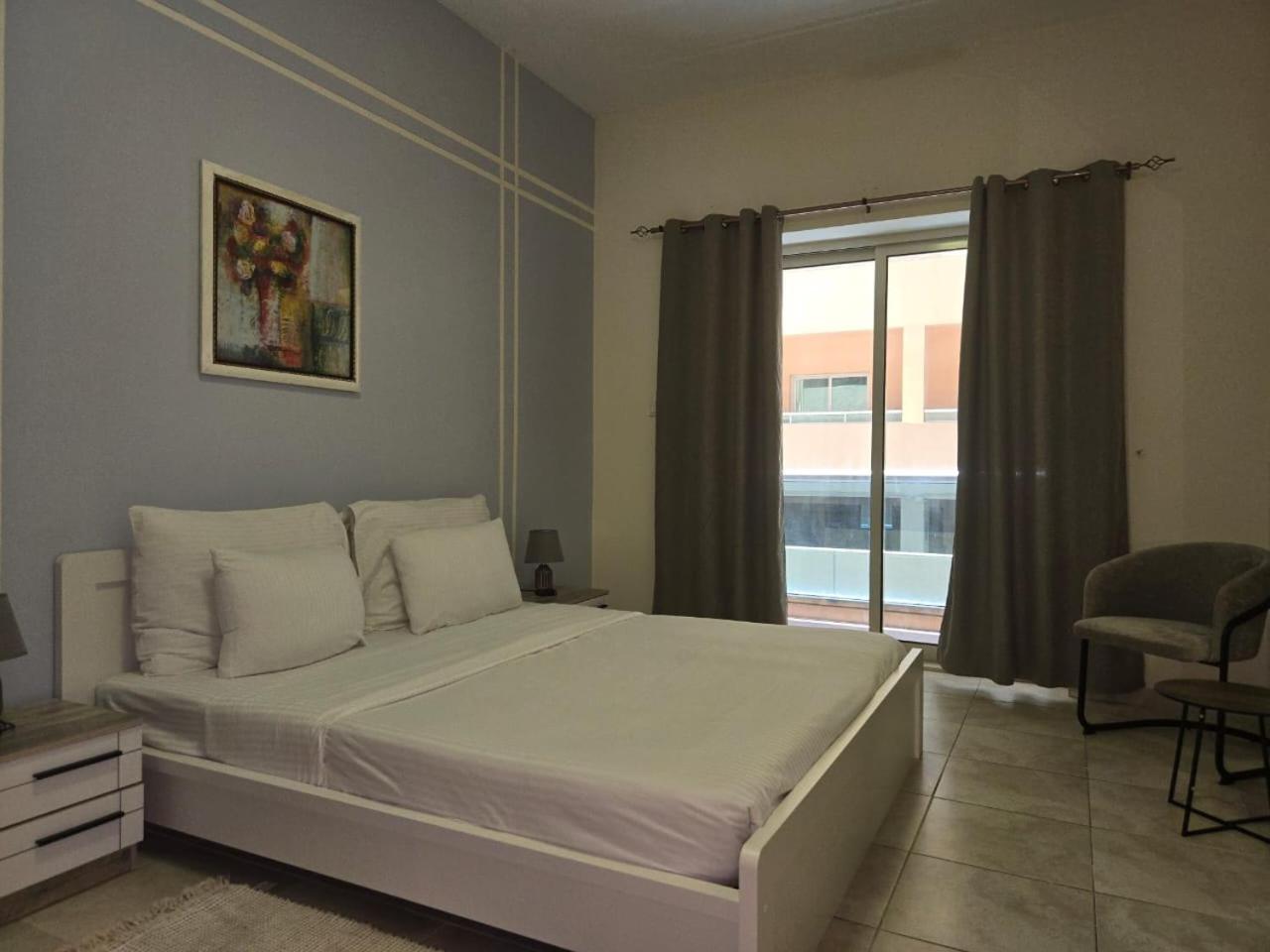 Al Raya Hotel Apartments Dubái Exterior foto